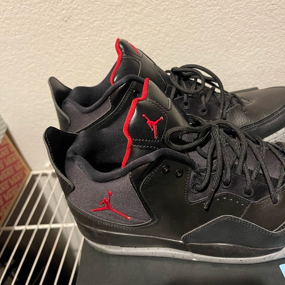 Jordan courtside 23 “particle grey” - Picture 3 of 9